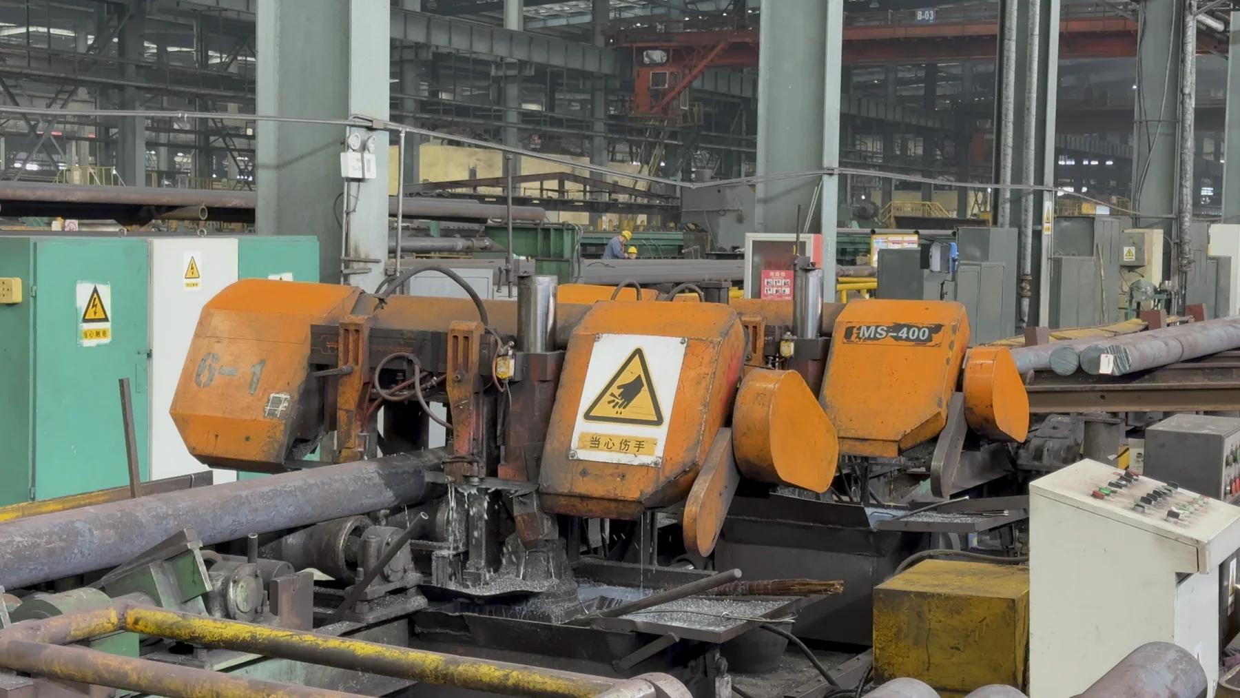 Round billet sawing equipment